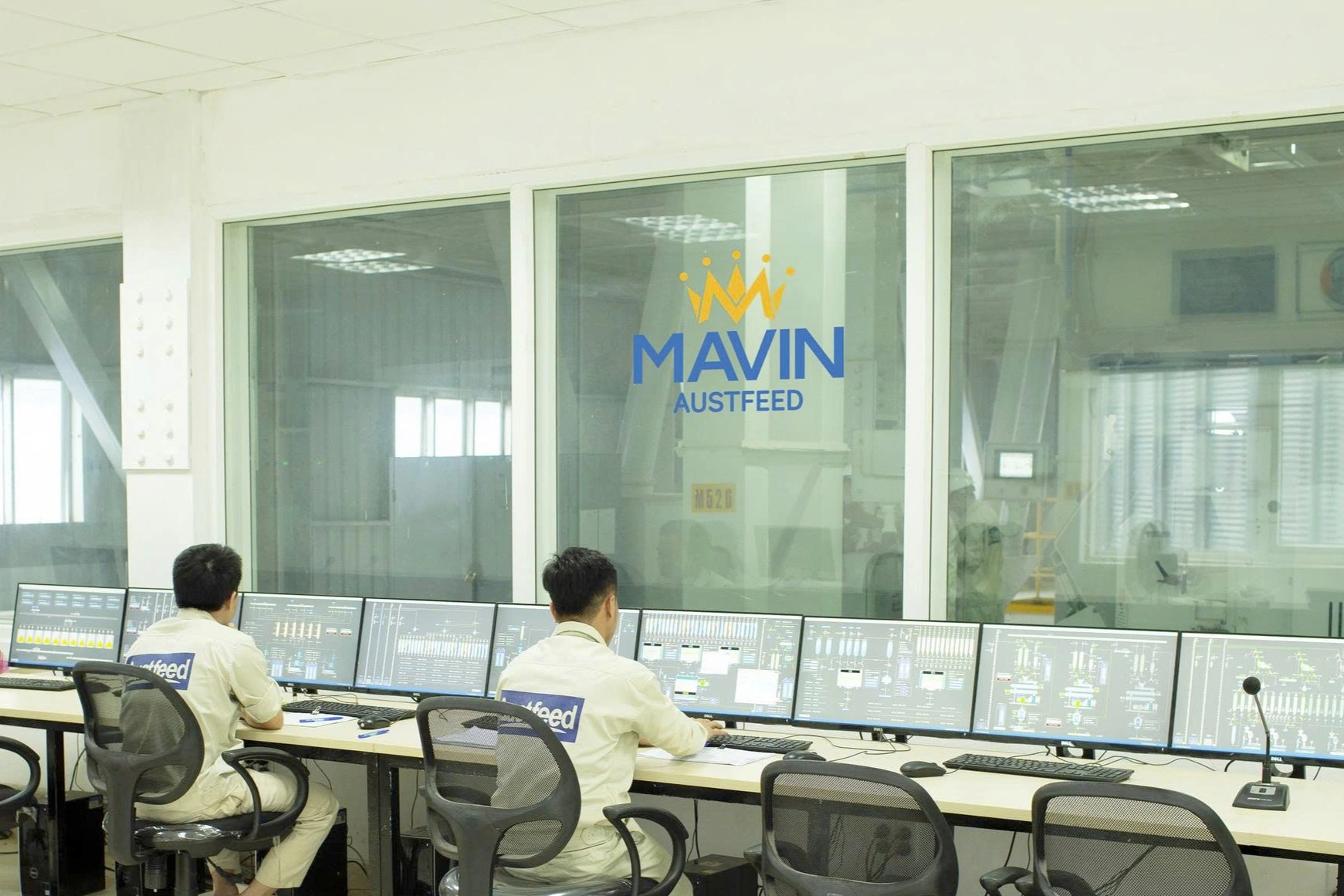 Nhà máy và công nghệ