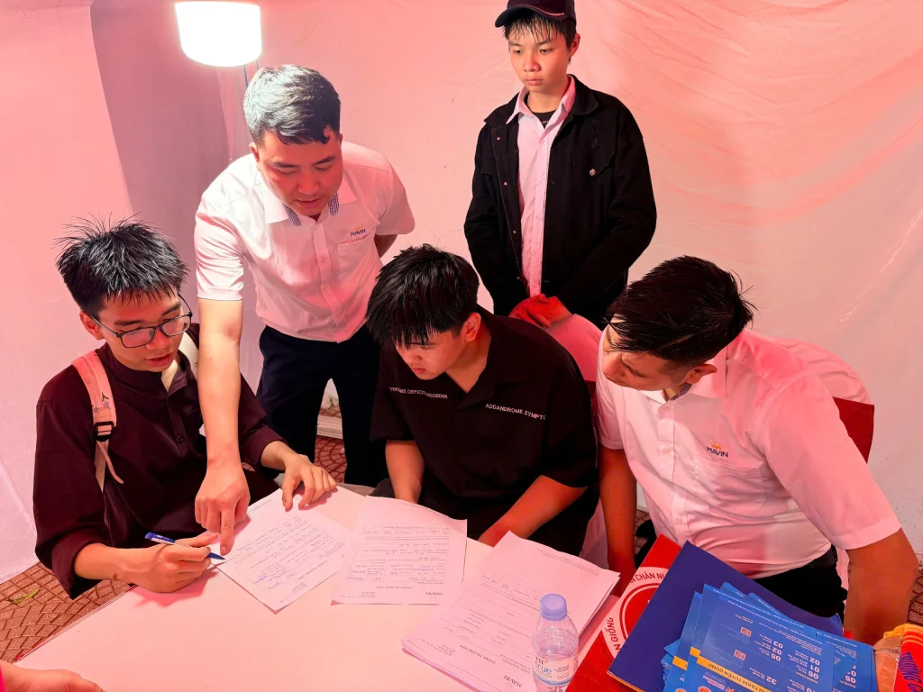 Kết nối nguồn nhân lực ngành chăn nuôi – Ngày hội việc làm tại Trường Cao đẳng Cộng đồng Hà Tây